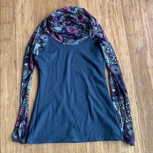 Laura Klavac tunic medium